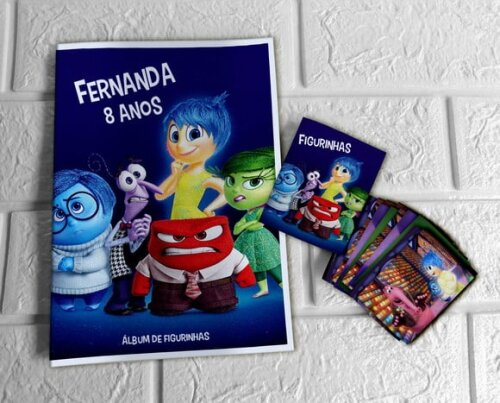 Álbum de Figurinhas Divertida Mente