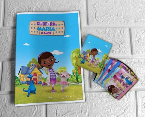 Álbum de Figurinhas Doutora Brinquedos