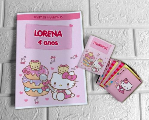 Álbum de Figurinhas Hello Kitty