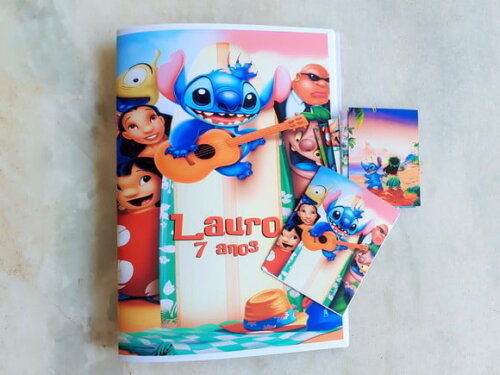 Álbum de Figurinhas Lilo e Stitch