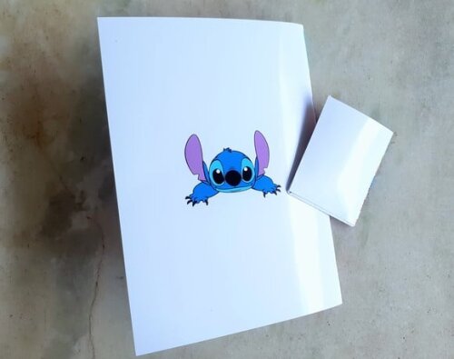 Álbum de Figurinhas Lilo e Stitch