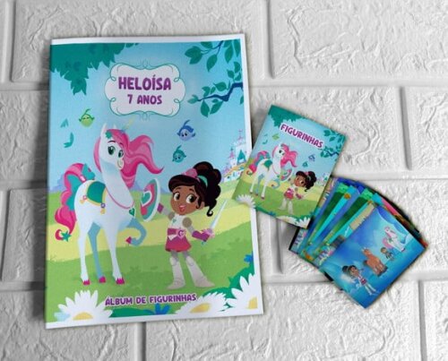 Álbum de Figurinhas Nella Uma Princesa Corajosa