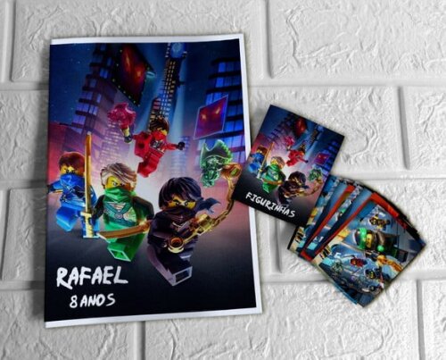 Álbum de Figurinhas Ninjago