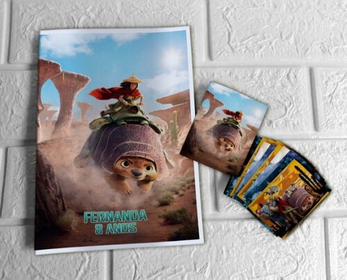Álbum de Figurinhas Raya e o Último Dragão