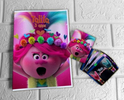 Álbum de Figurinhas Trolls 2