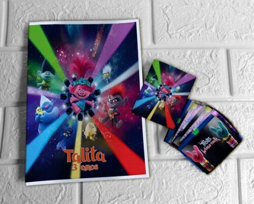 Álbum de Figurinhas Trolls 2