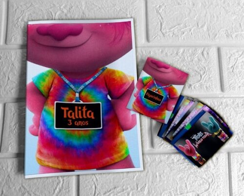 Álbum de Figurinhas Trolls 2