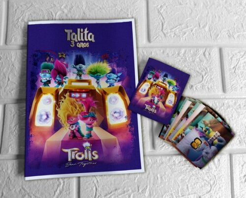 Álbum de Figurinhas Trolls 3
