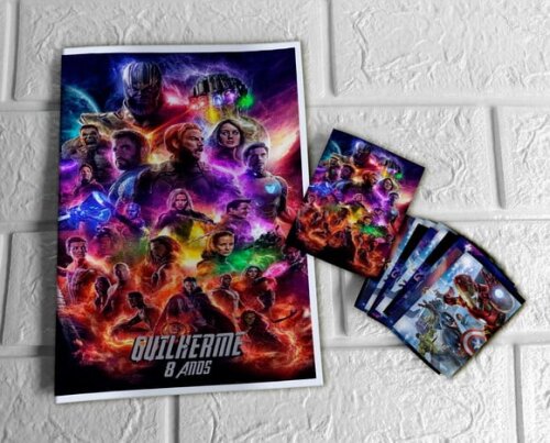 Álbum de Figurinhas Vingadores