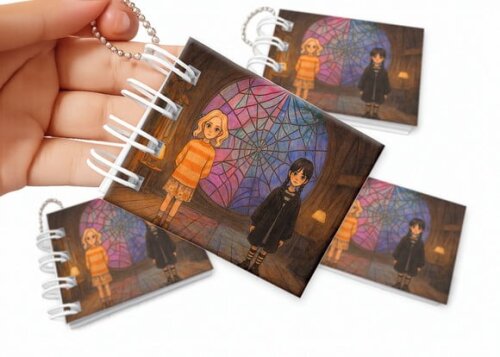 Mini Livro de Colorir 6x8cm Wandinha Addams