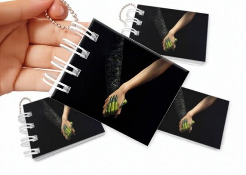 Mini Livro de Colorir 6x8cm Wicked Bruxas de Oz