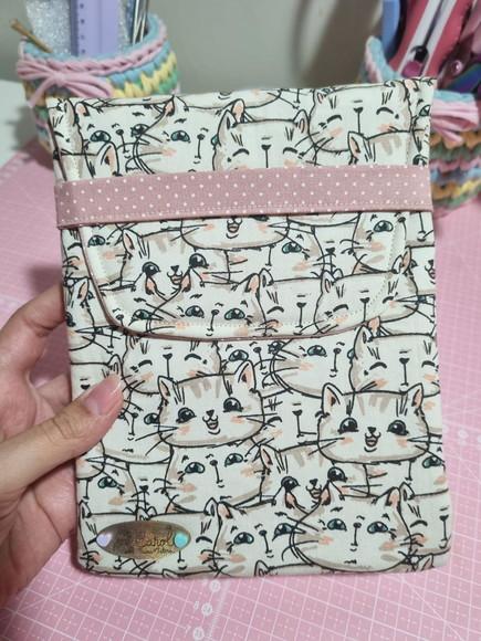 Capinha Bolsinha para Kindle em Tecido - Case Protetora Acolchoad