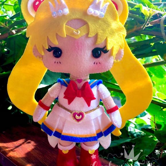 Sailor Moon Eternal em Feltro 22cm | Boneca Geek