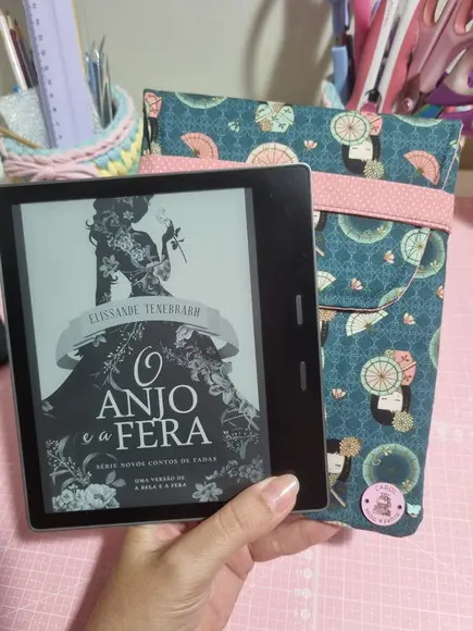 Capinha Bolsinha para Kindle em Tecido | Case Artesanal Gueixa