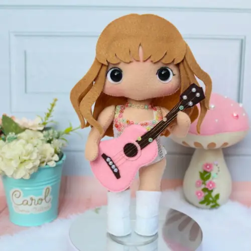 Boneca Decorativa Taylor Swift / Presente para Fãs