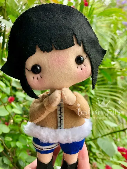 Boneca Hinata Anime em Feltro Decorativa Geek 22cm