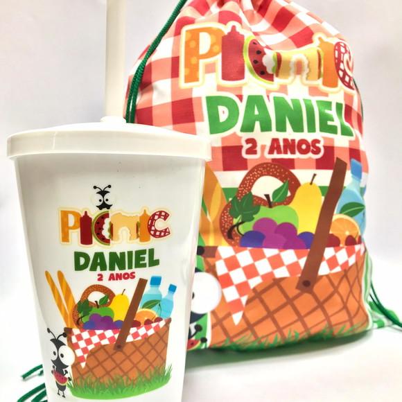 10 Kit Mochila + Copo Picnic