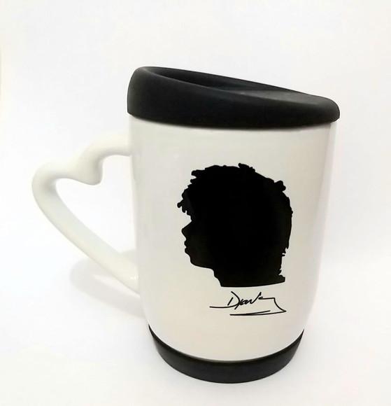 Caneca Djavan - Tampa Fundo Silicone