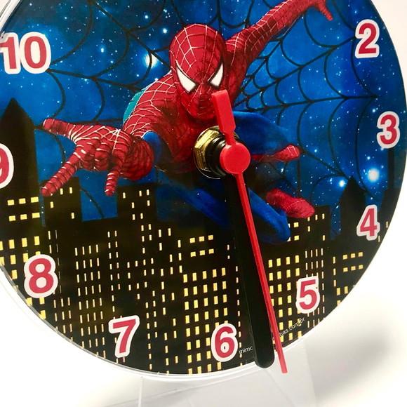 10 Relógios de Mesa Homem Aranha