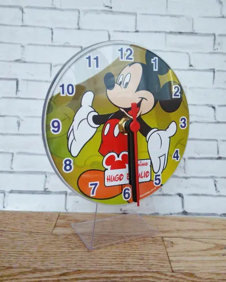10 Relógios de Mesa Mickey