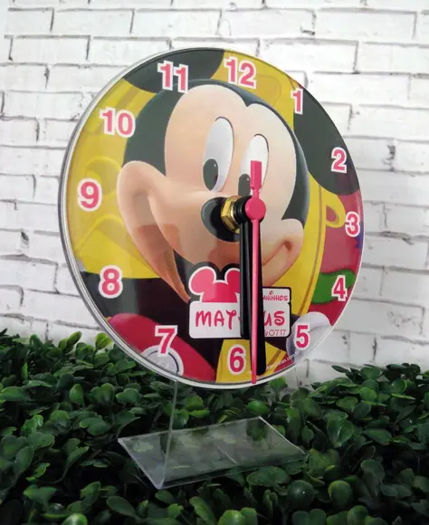10 Relógios de Mesa Mickey