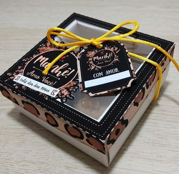 Arquivo de corte Caixa 4 doces Dia das Mães Studio