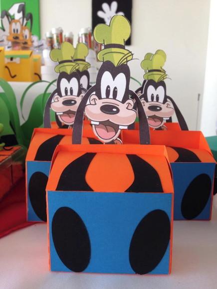 Arquivo de corte caixa turma do Mickey *Studio