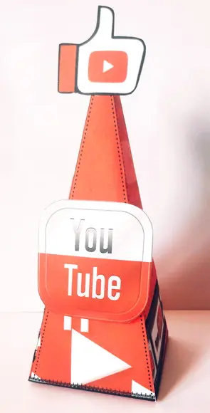 Arquivo de corte Youtube Studio/PDF