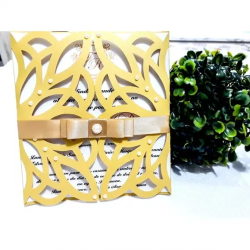 Arquivo de corte convite convite rendado dourado Studio/PNG