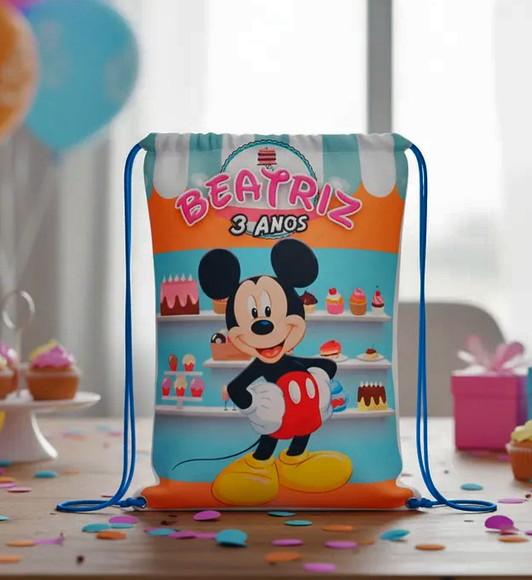 Mochilinha Saco Minnie Confeiteira