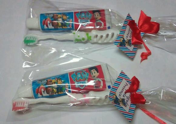 15 Kit Higiene Bucal Patrulha Canina