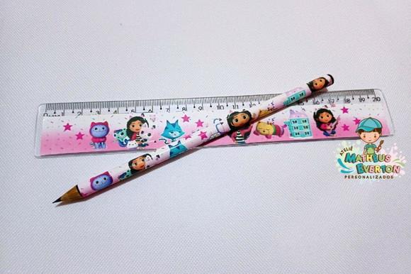 25 Kits Lápis e Régua Personalizado a Casa Mágica da Gabi