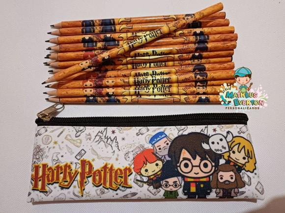 25 Lápis + 25 Estojos Slim Harry Potter Tam: 19x7