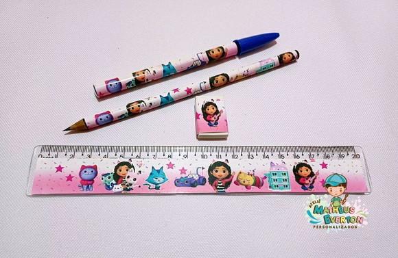 30 Kits Lápis, Caneta,regua e Borracha a Casa Mágica da Gabi