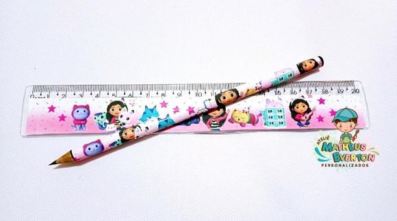 45 Kits Lápis e Régua Personalizado a Casa Mágica da Gabi