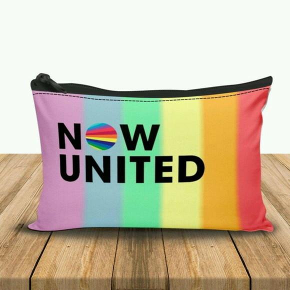 Necessaire Personalizada Now United