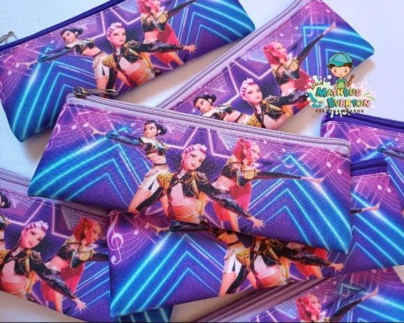 25 Estojos Slim Guerreiras do K-pop Tam: 19x7cm