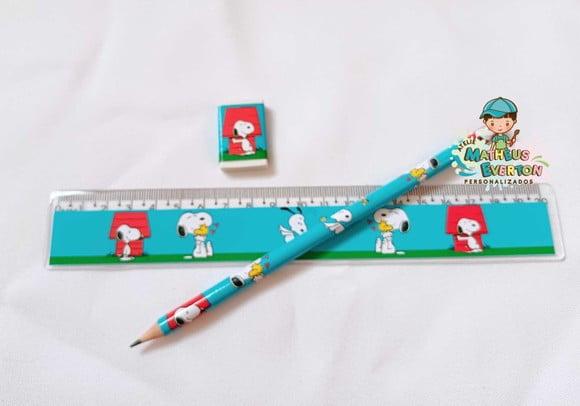 30 Kits Lápis, Régua e Borracha Personalizado Snoopy