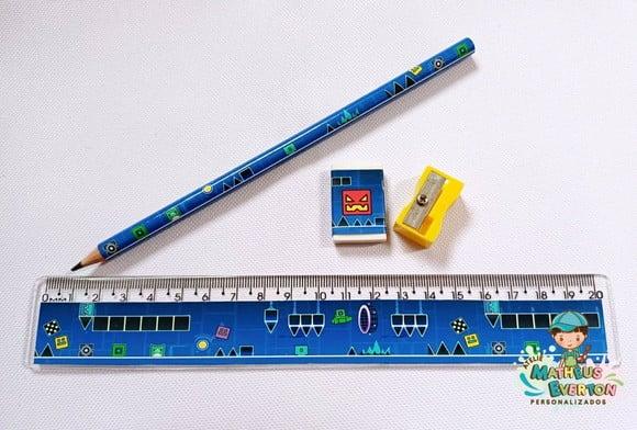 40 Kits Lápis, Borracha, Régua e Aponta9dor Geometry Dash