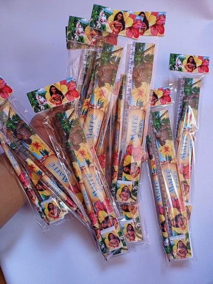 40 Kits Lápis, Régua e Borracha Moana