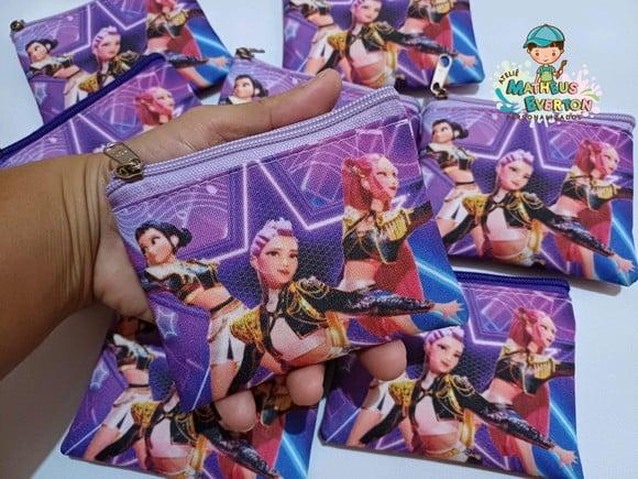 40 Porta Moedas Guerreiras do K-pop Tamanho: 10x12cm