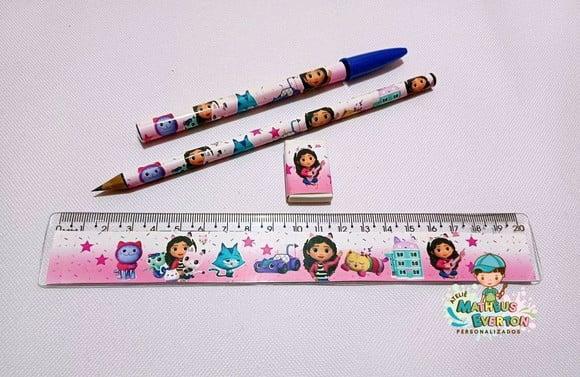 50 Kits Lápis, Caneta,regua e Borracha a Casa Mágica da Gabi