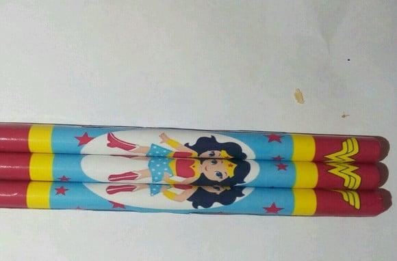 Lápis Personalizado Mulher Maravilha