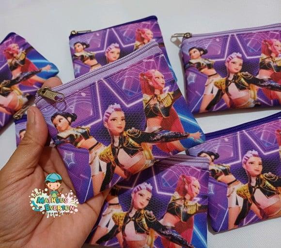 30 Porta Moedas Guerreiras do K-pop Tamanho: 10x12cm