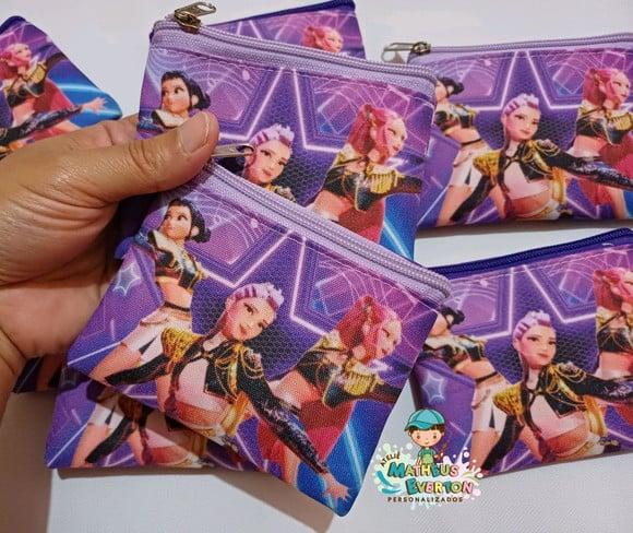 30 Porta Moedas Guerreiras do K-pop Tamanho: 10x12cm