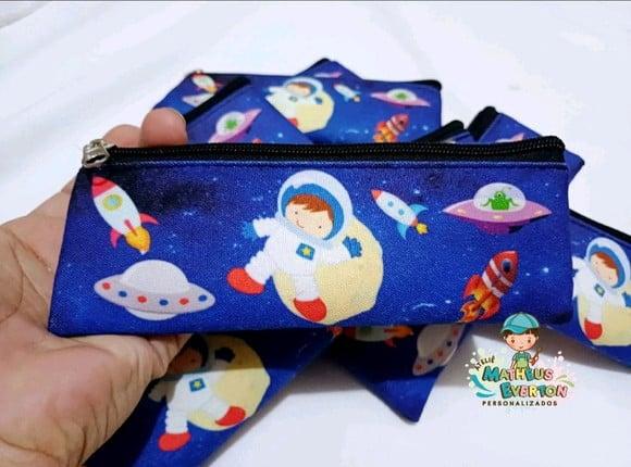 40 Estojos Slim Personalizado Astronauta Tamanho 19x7