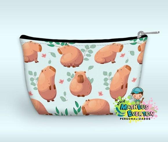 Necessaire Personalizada Capivara (faço Outros Temas).