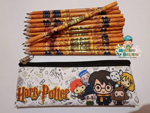 25 Lápis + 25 Estojos Slim Harry Potter Tam: 19x7