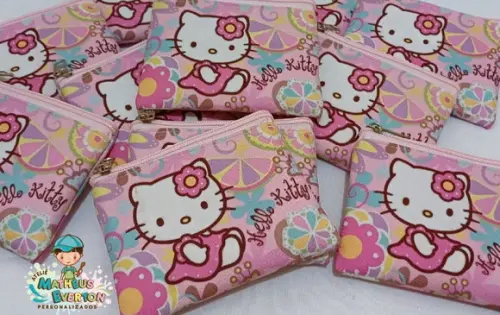 25 Porta Moedas Hello Kitty Tamanho: 10x12cm