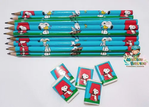 30 Kits Lápis e Borracha Personalizado Snoopy